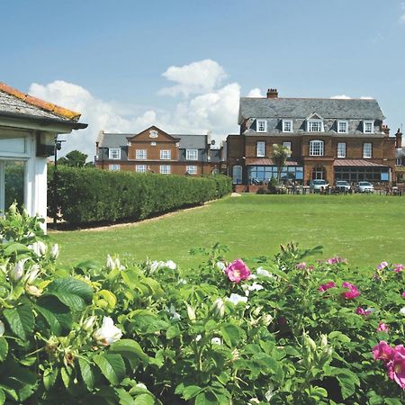 Old Hunstanton Le Strange Arms Hotel Экстерьер фото